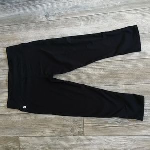 BOGO!! Fabletics Cropped Black Leggings Size Small